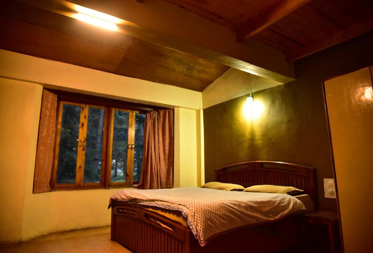 The Alpine Guest House Kasol Eksteriør bilde