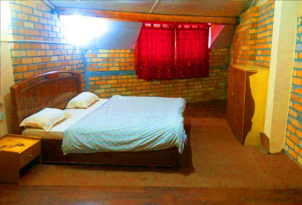 The Alpine Guest House Kasol Eksteriør bilde