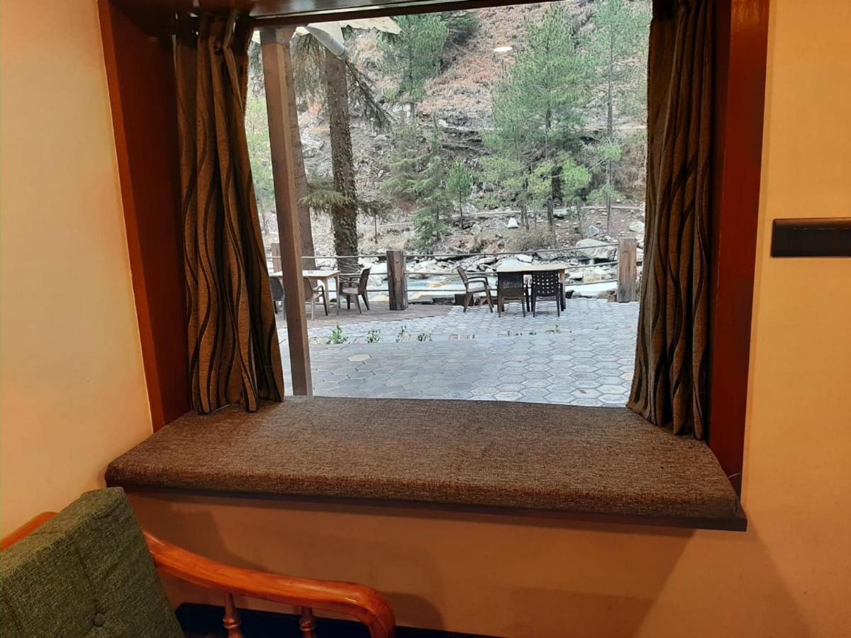 The Alpine Guest House Kasol Eksteriør bilde